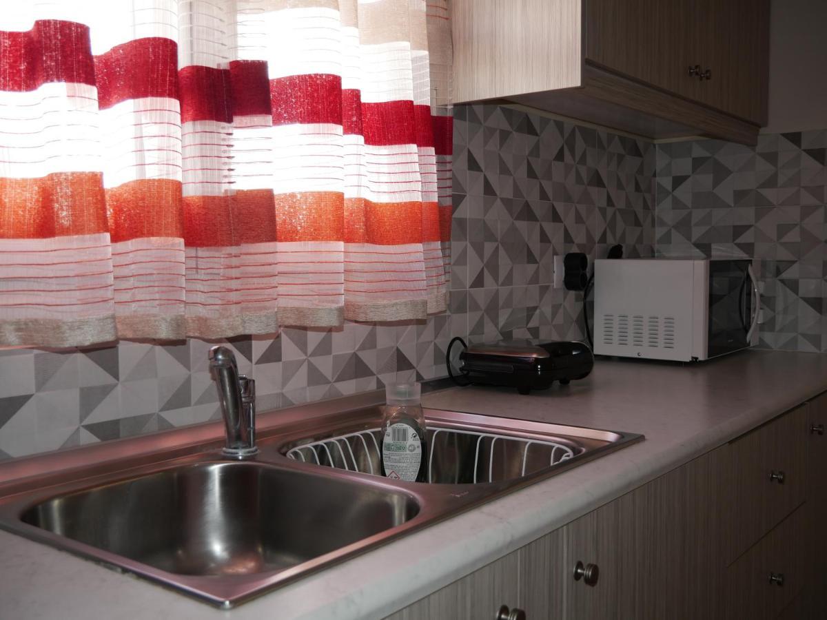 Roza'S Family House Apartment Imerovigli  Bagian luar foto