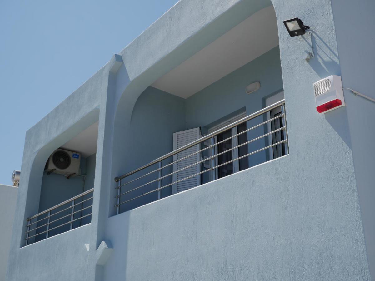 Roza'S Family House Apartment Imerovigli  Bagian luar foto